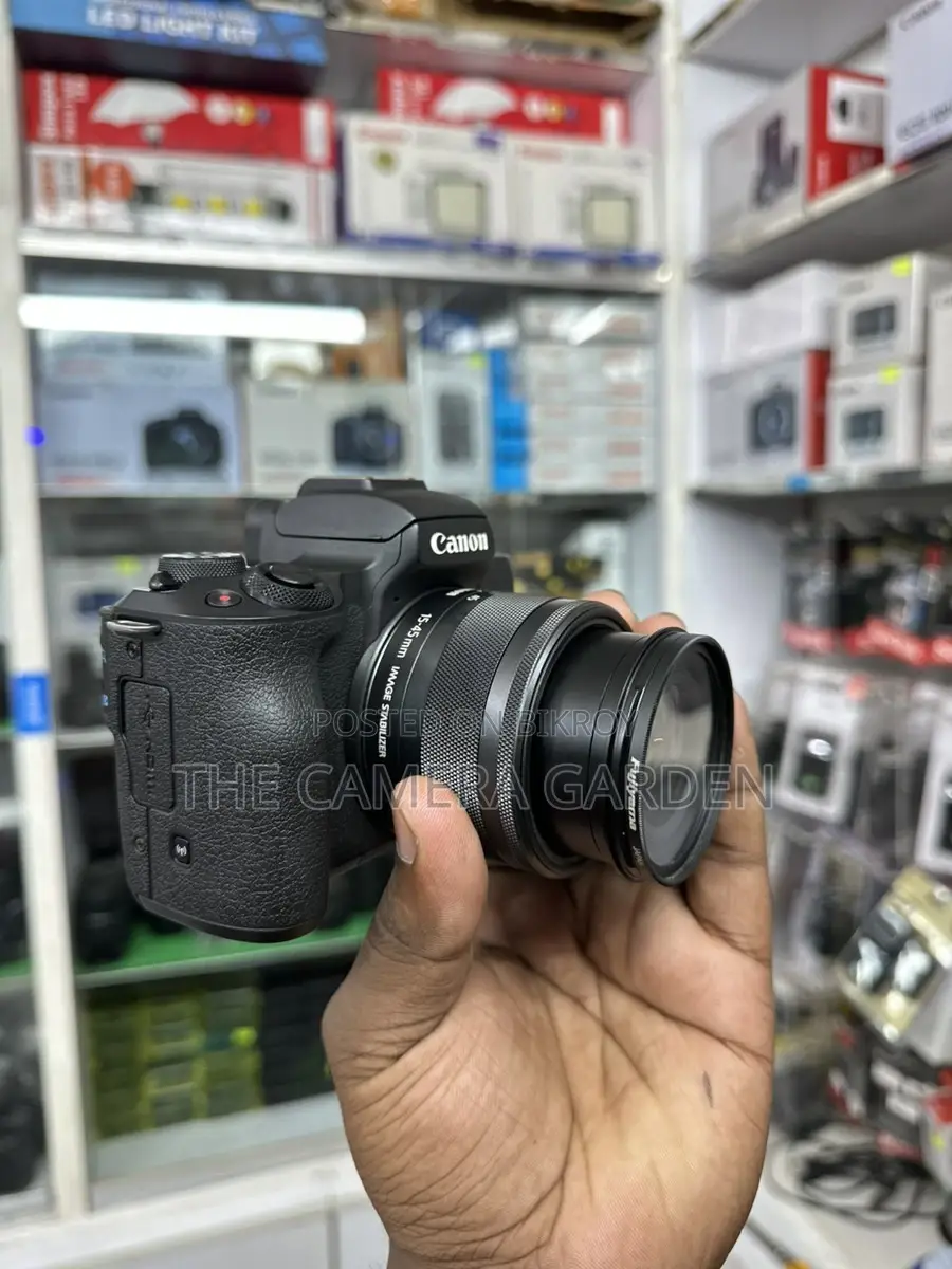 Canon M50 Mark II with 15-45mm STM lens
