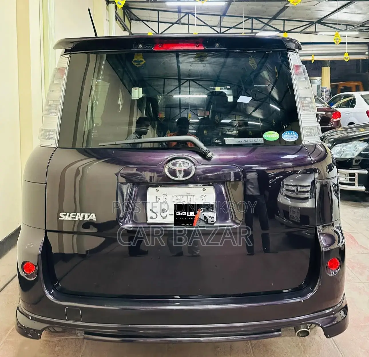 Toyota Sienta 1.5 FWD 2012 Purple