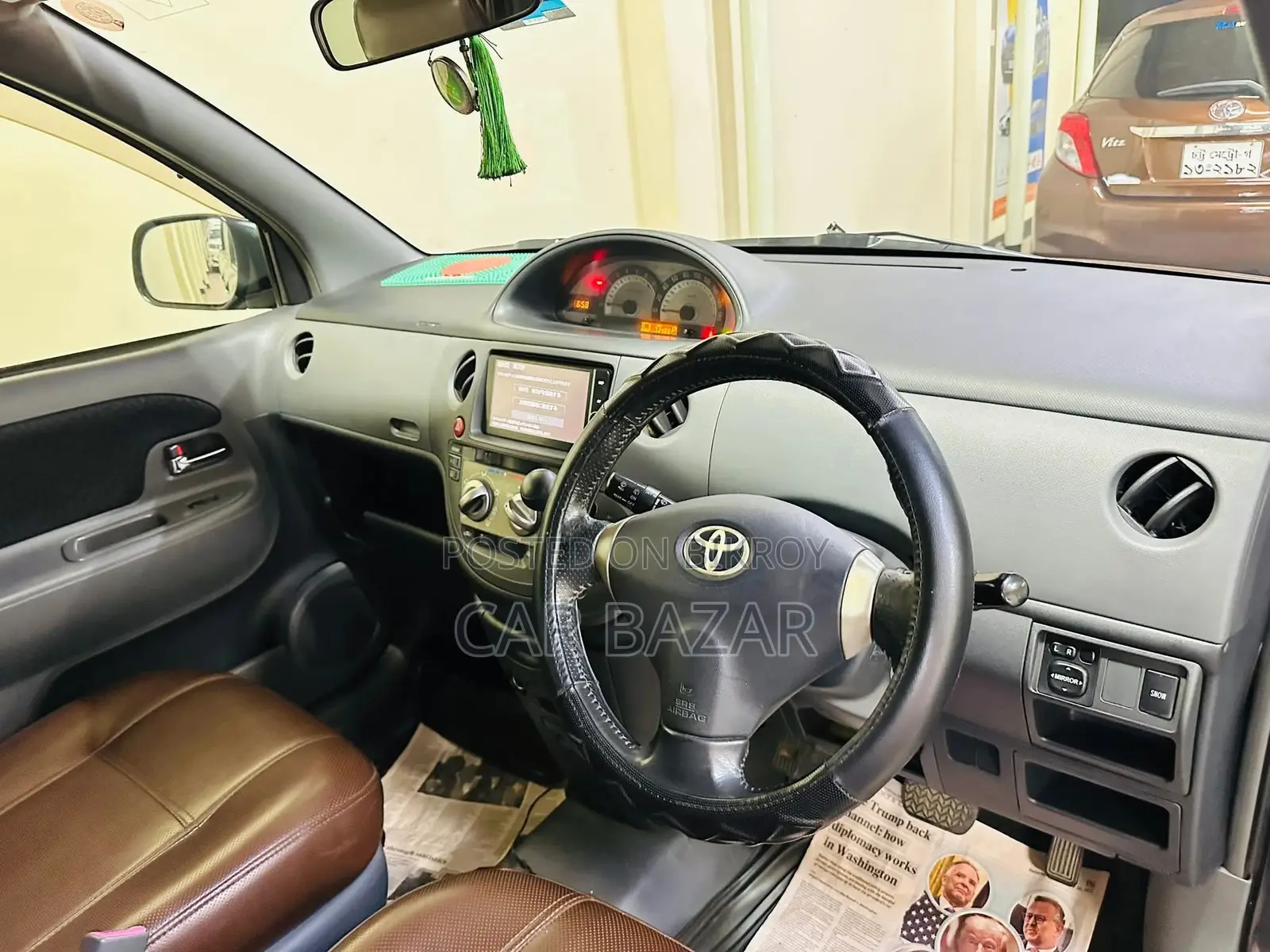 Toyota Sienta 1.5 FWD 2012 Purple