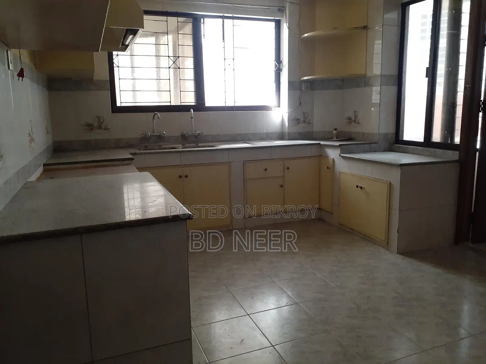 Furnished 3 Bedroom Flat Rent in Gulshan