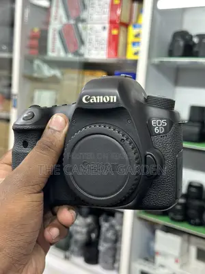 ক্যানন ৬ডি বডি ফুল বক্স জাপান অরিজিনাল