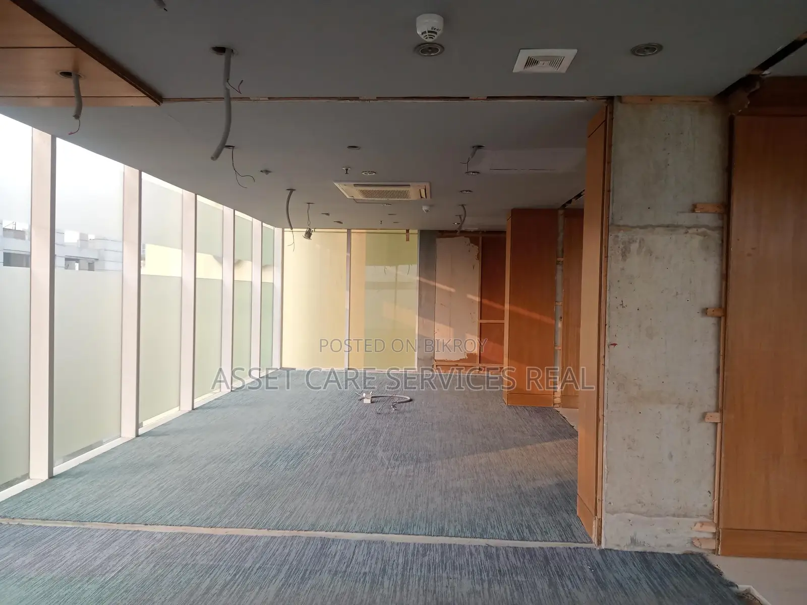 Beautiful Commercial Open Space For Rent In Banani
