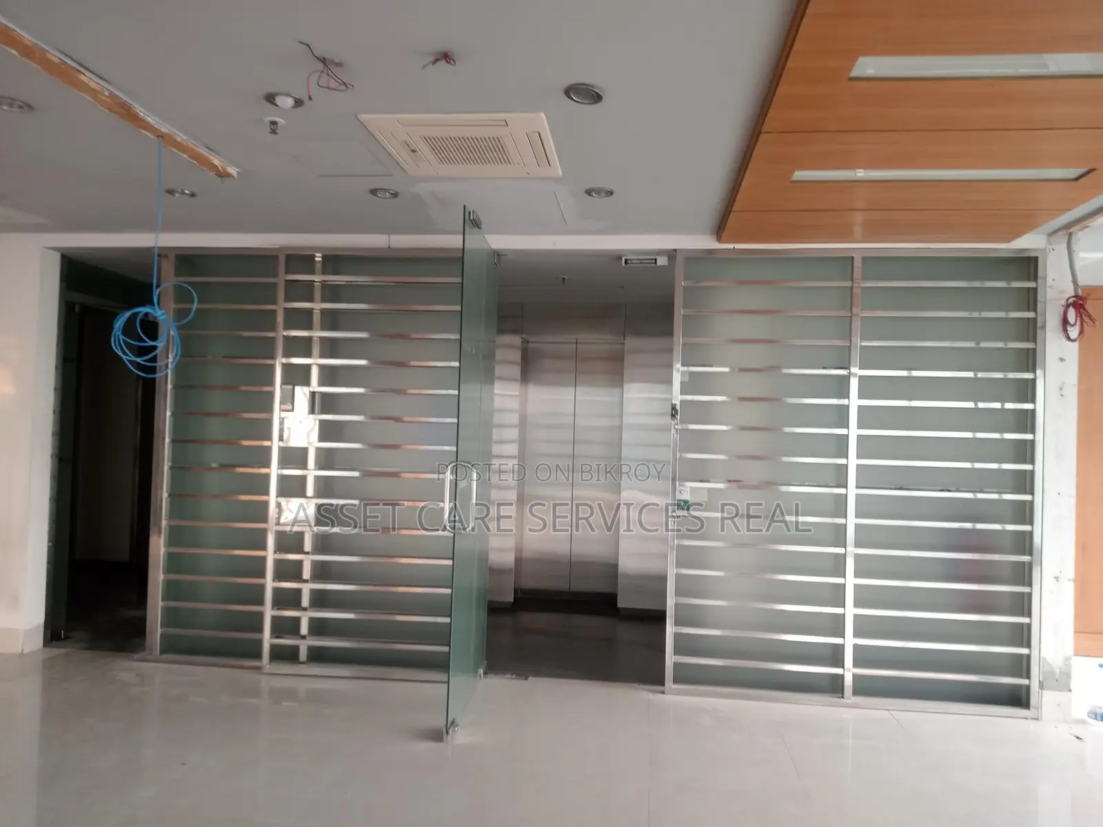 Beautiful Commercial Open Space For Rent In Banani