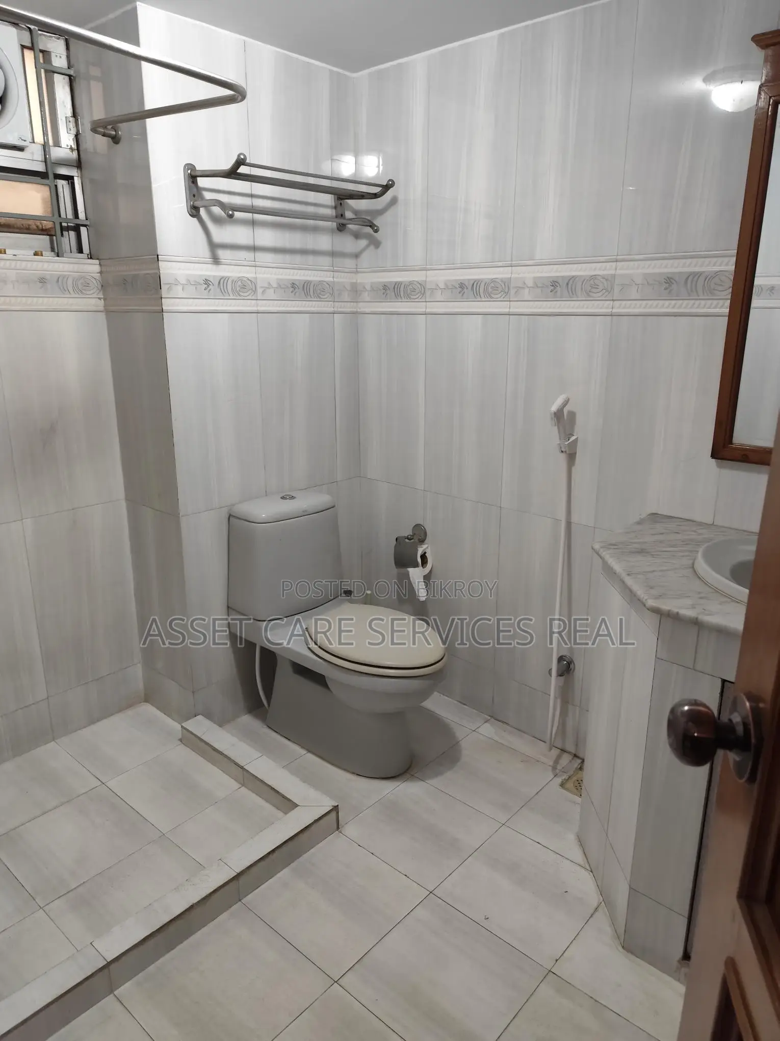 3Bed Excellent Fully-Furnished Apartment Rent In Gulshan