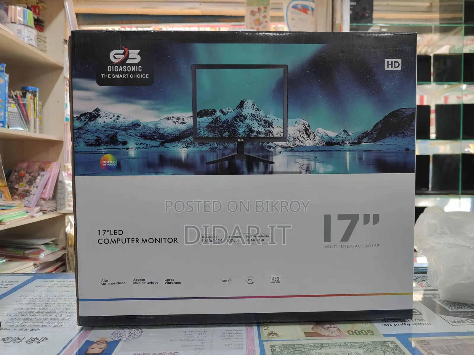 New Monitor with One Year Official Warranty