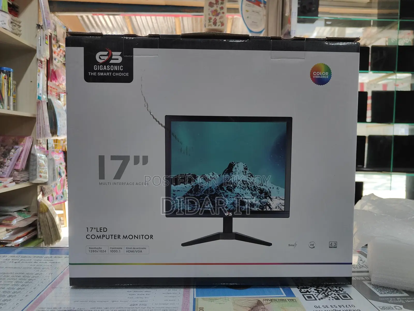 New Monitor with One Year Official Warranty
