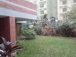 গুলশান-২ উত্তরে ব্যক্তিগত বাড়ি ভাড়া