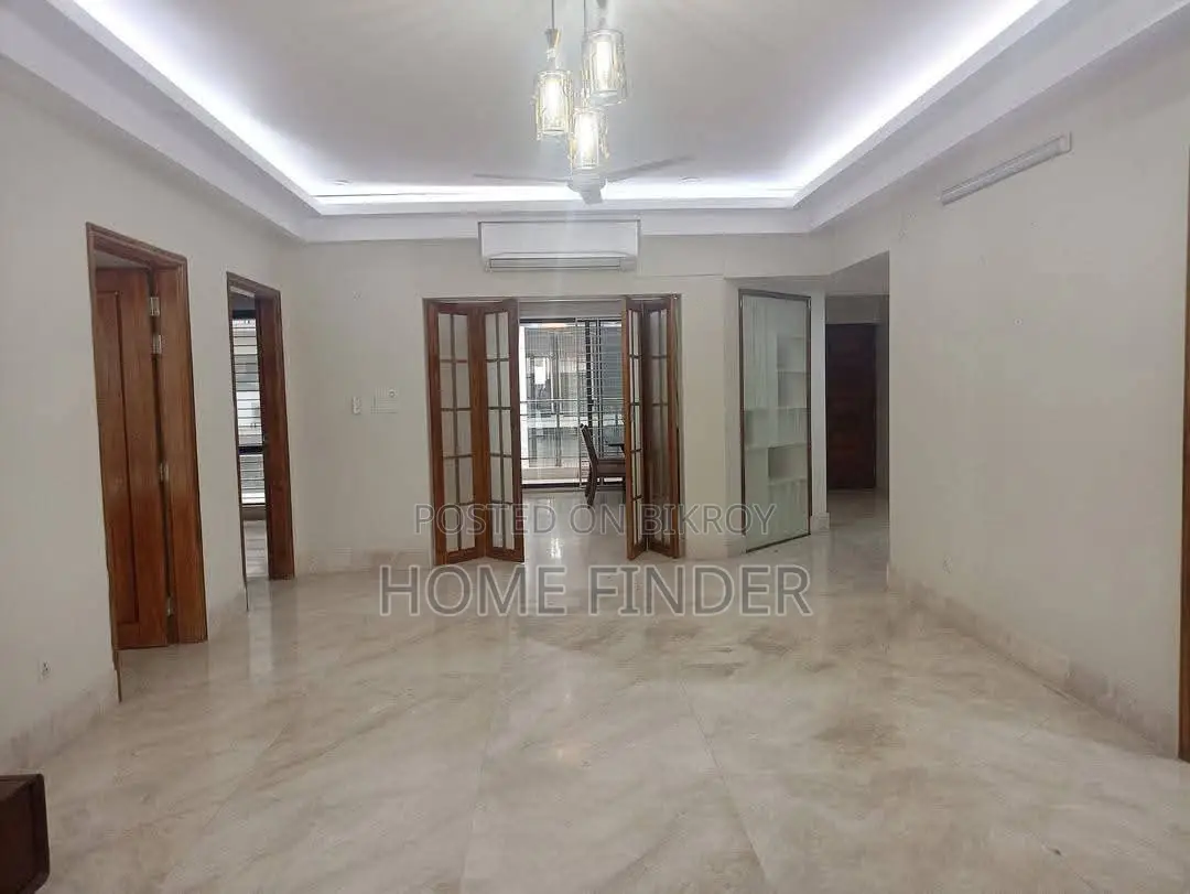 সেমি-ফার্নিশড (৩৯১০ বর্গফুট-৪ বেড) অ্যাপার্টমেন্ট: গুলশান (২)-এ ভাড়া হবে