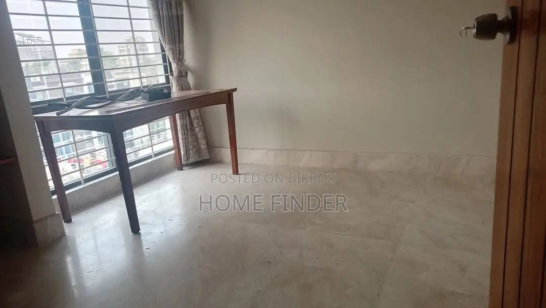 সেমি-ফার্নিশড (৩৯১০ বর্গফুট-৪ বেড) অ্যাপার্টমেন্ট: গুলশান (২)-এ ভাড়া হবে