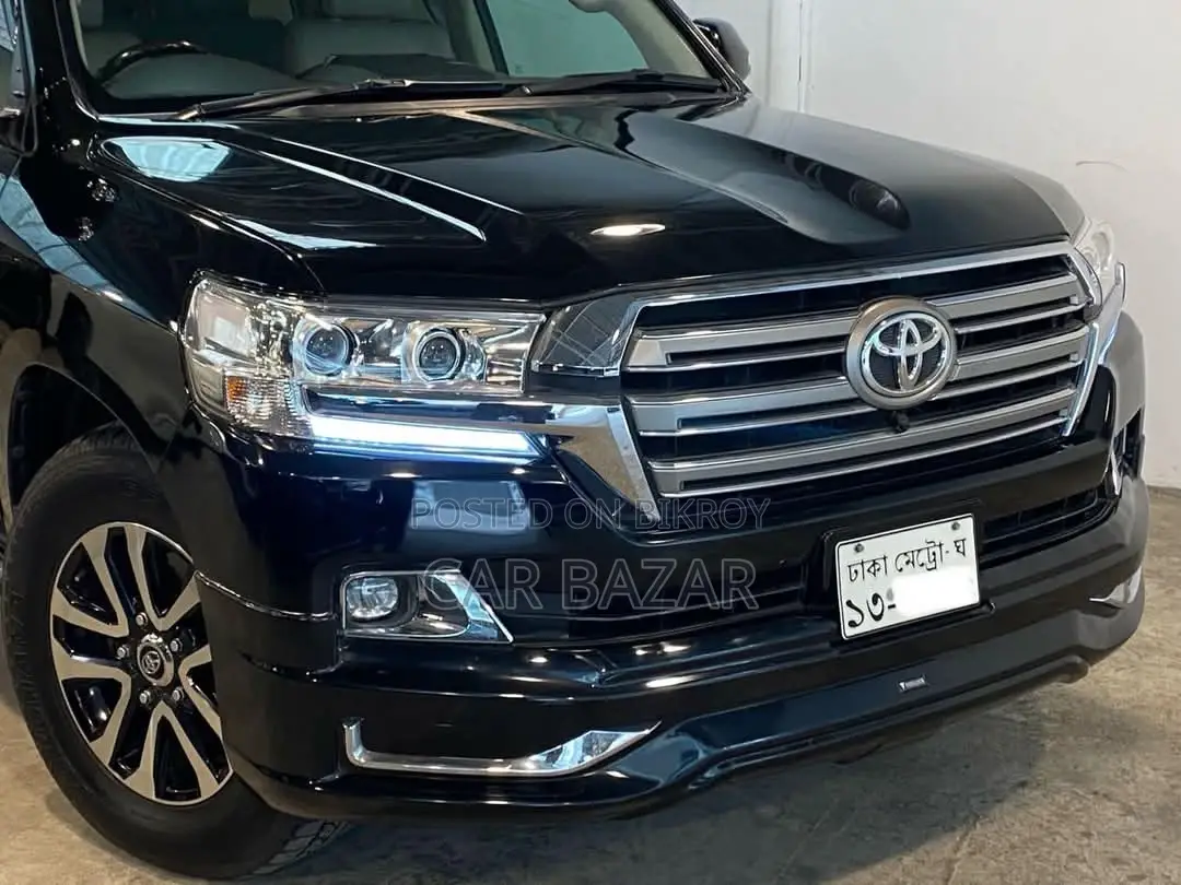 Toyota Land Cruiser V8 VX MINT CONDITION 2013