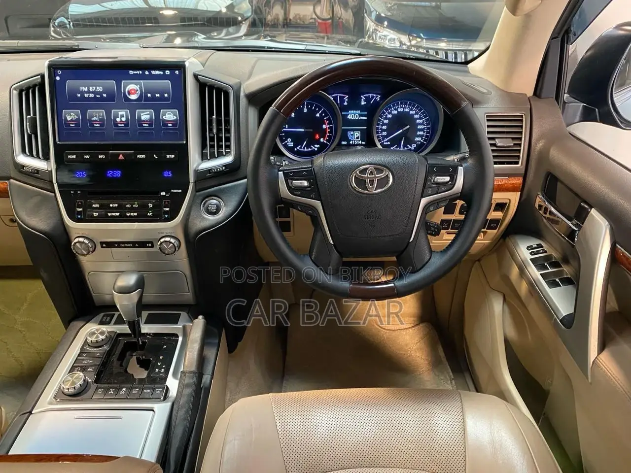 Toyota Land Cruiser V8 VX MINT CONDITION 2013