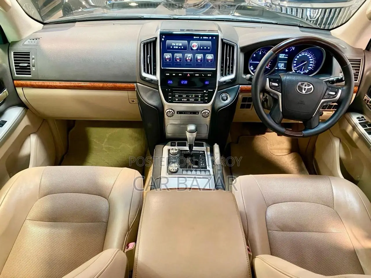 Toyota Land Cruiser V8 VX MINT CONDITION 2013