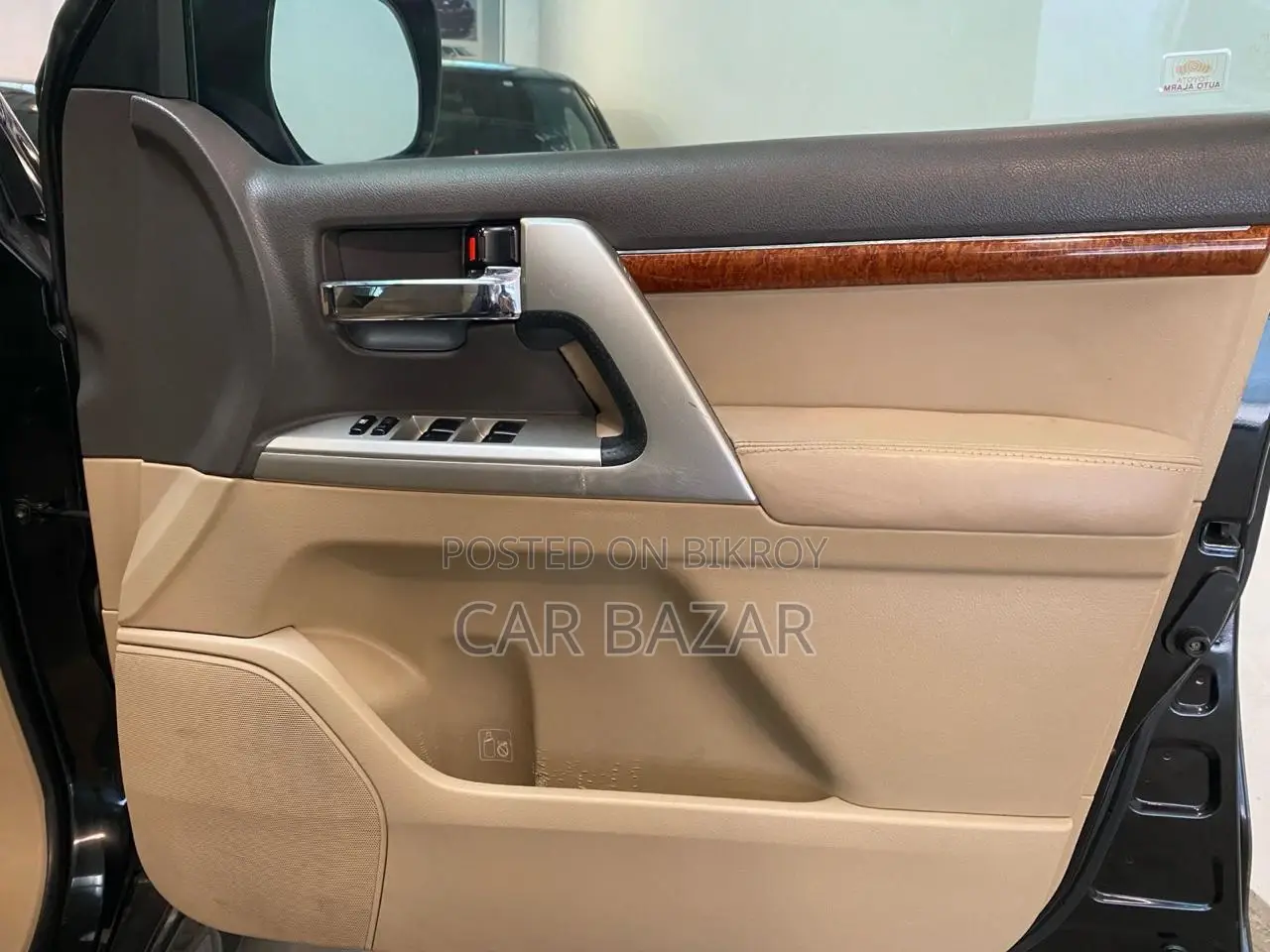 Toyota Land Cruiser V8 VX MINT CONDITION 2013