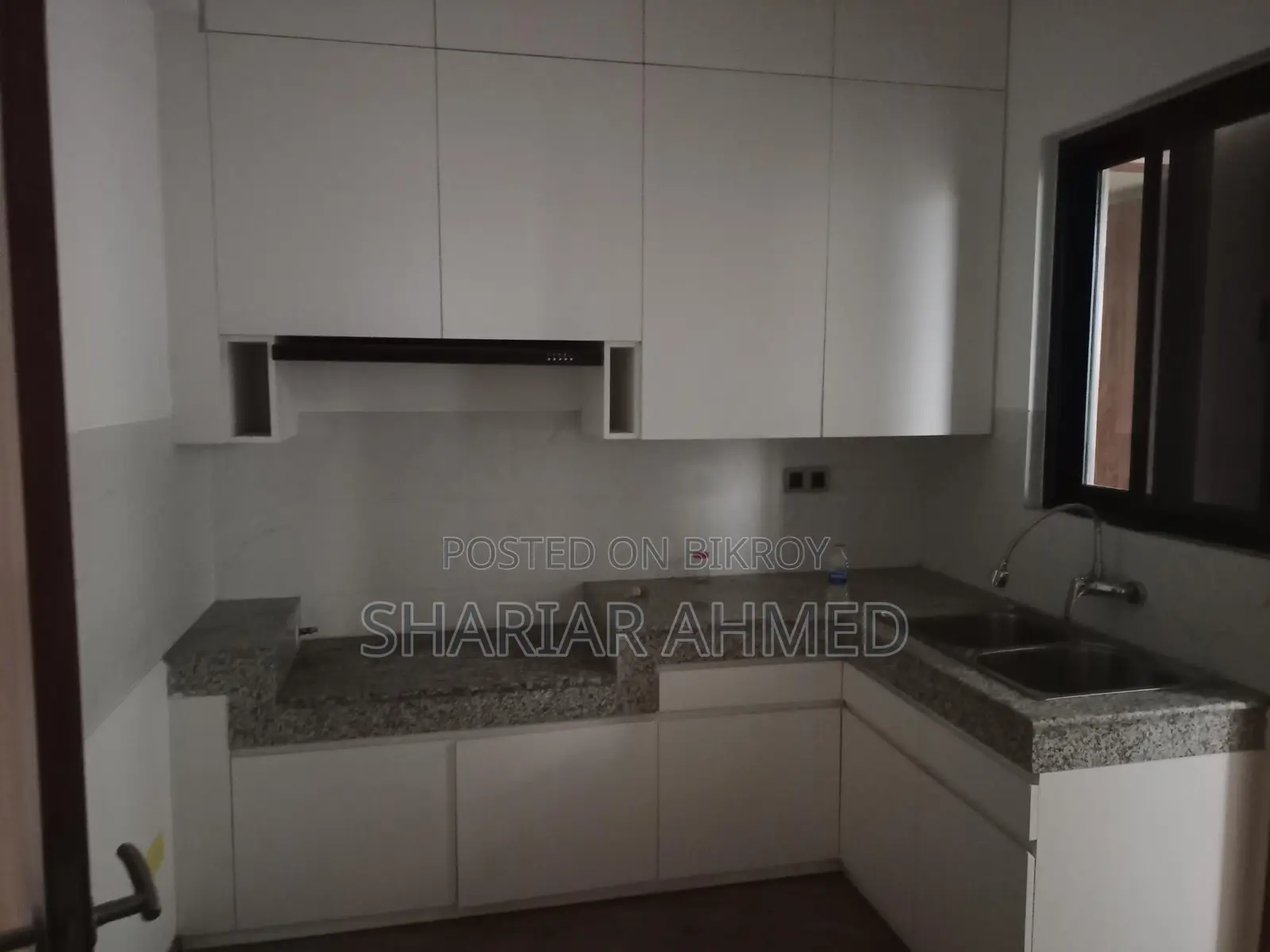Take This Residential Flat Is For Rent At Gulshan