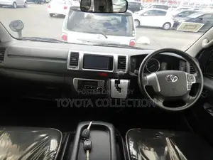 Toyota Hiace SUPER GL KEY START 2020