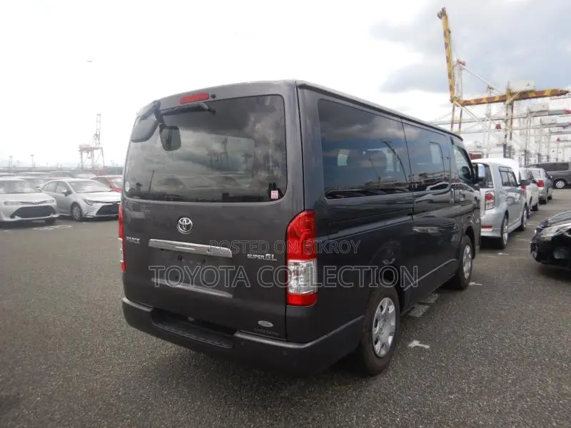 Toyota Hiace SUPER GL KEY START 2020