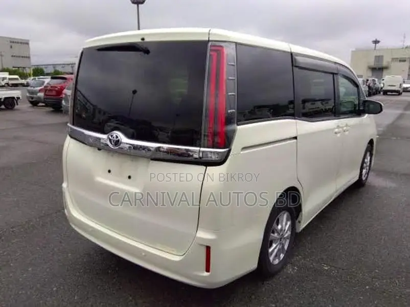 Toyota Noah G NON-HYBRID 2021