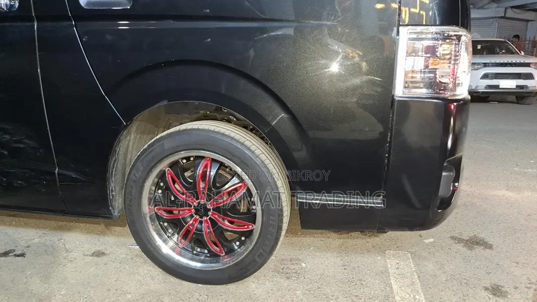 Toyota Hiace SUPER GL DARK PRIM 2 2023