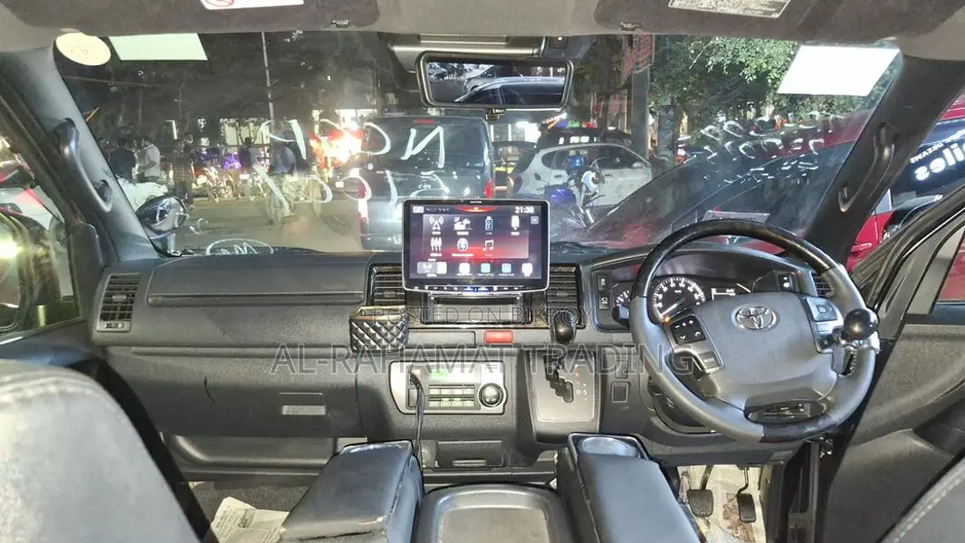 Toyota Hiace SUPER GL DARK PRIM 2 2023