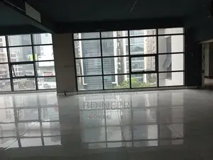 গুলশান-১ এ ১০০% বাণিজ্যিক ২৫০০ বর্গফুটের ওপেন স্পেস ভাড়ার জন্য