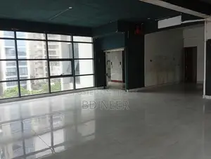 গুলশান-১ এ ১০০% বাণিজ্যিক ২৫০০ বর্গফুটের ওপেন স্পেস ভাড়ার জন্য