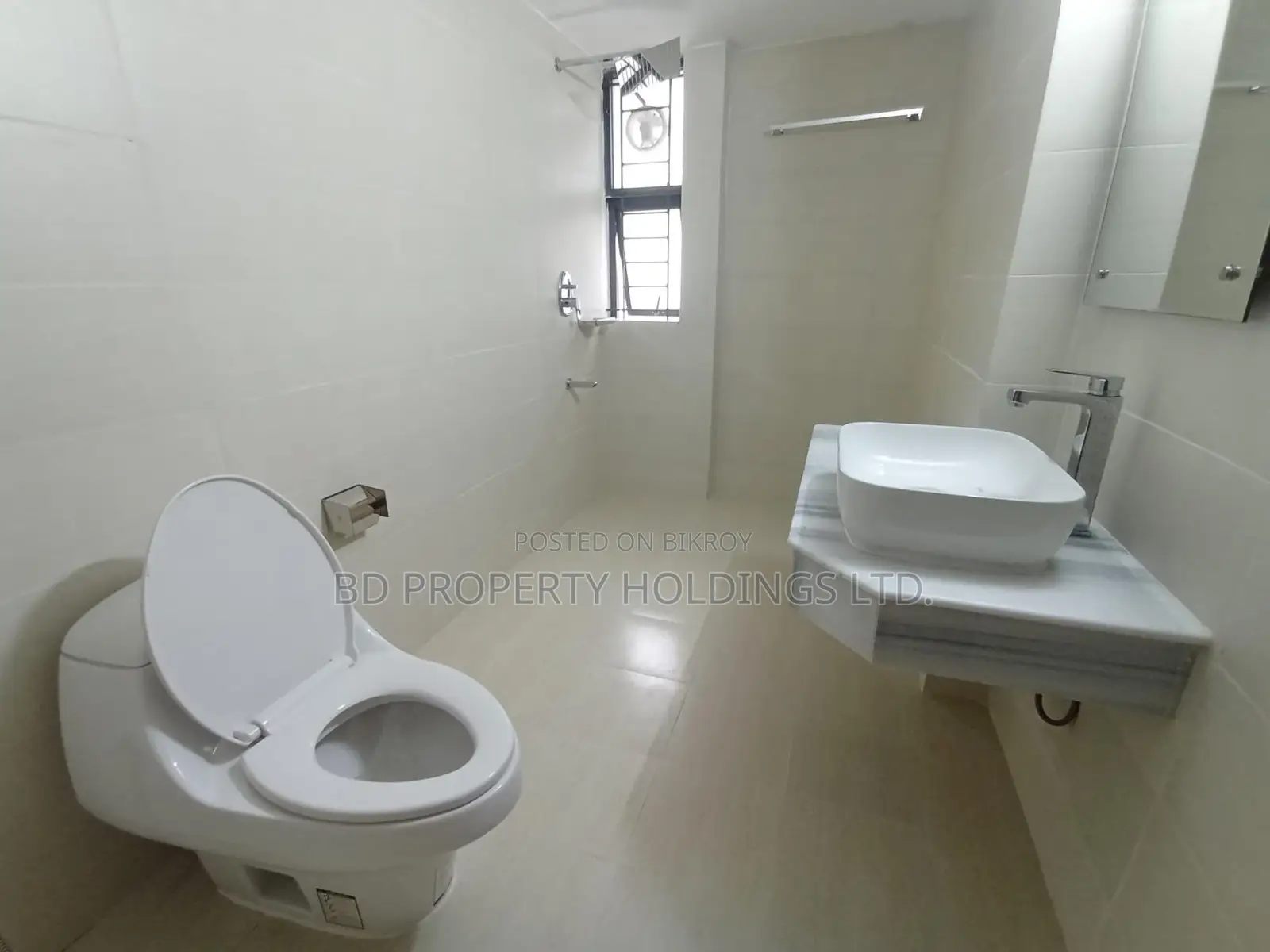 2500 SFT Luxurious Brand New Ready Flat for Rent in Uttara