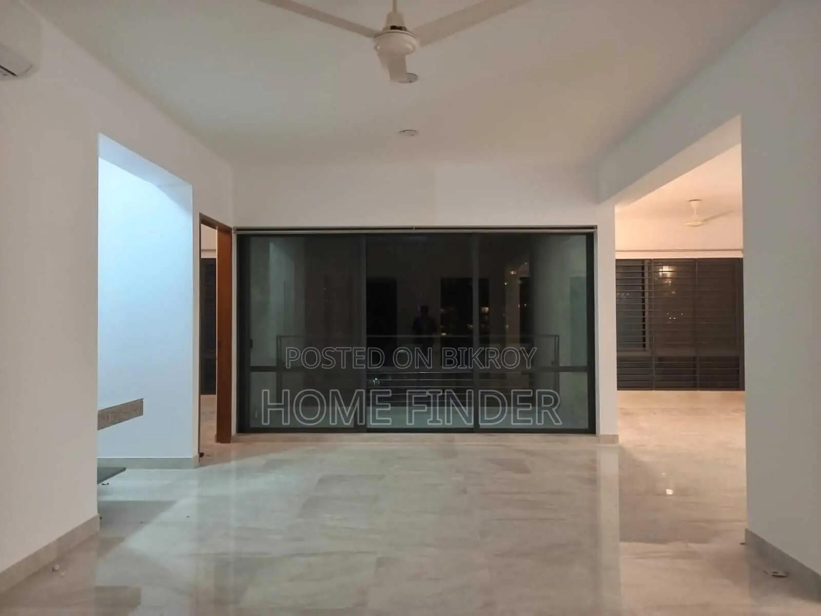 গুলশানে সুইমিং পুল ও জিম সুবিধাসহ লাক্সারি অ্যাপার্টমেন্ট ভাড়া