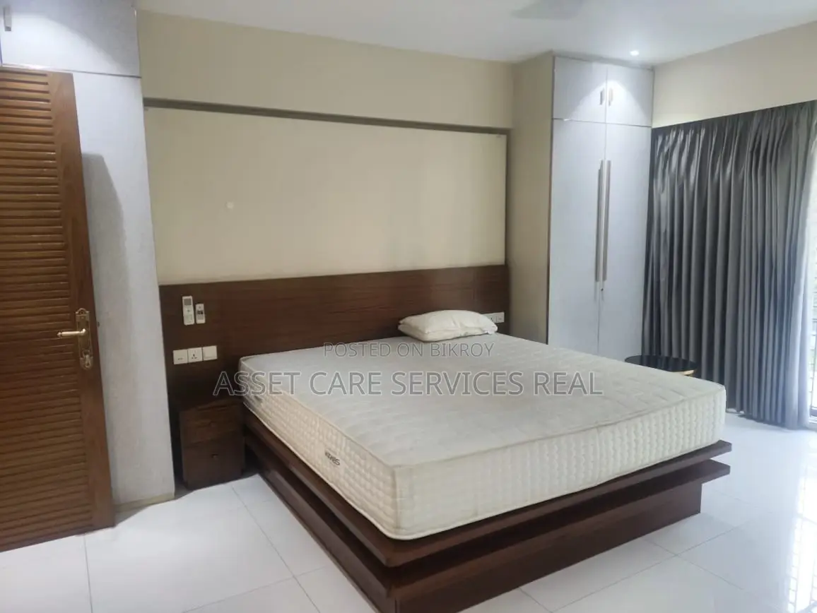Luxurious 4Bed Furnished Apartment Rent Baridhara Diplomatic Zone