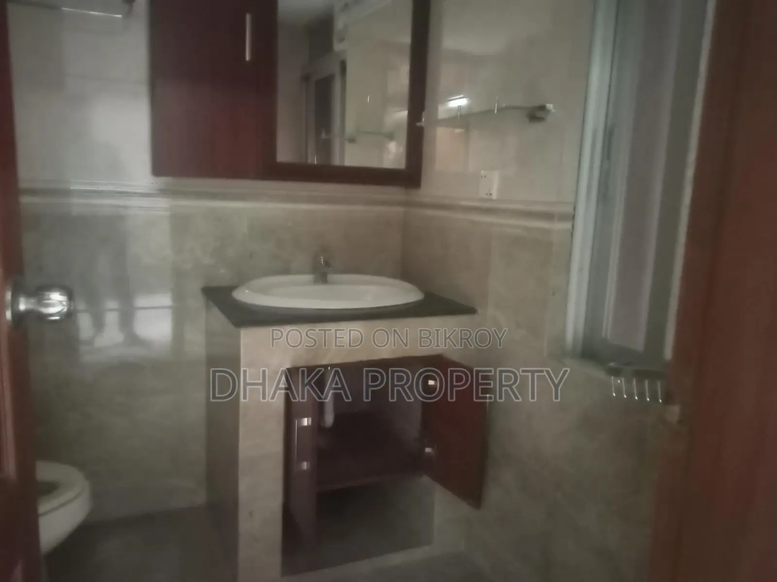Semi Furnished 3-Bedrooms Nice Apartment Rent in Gulshan