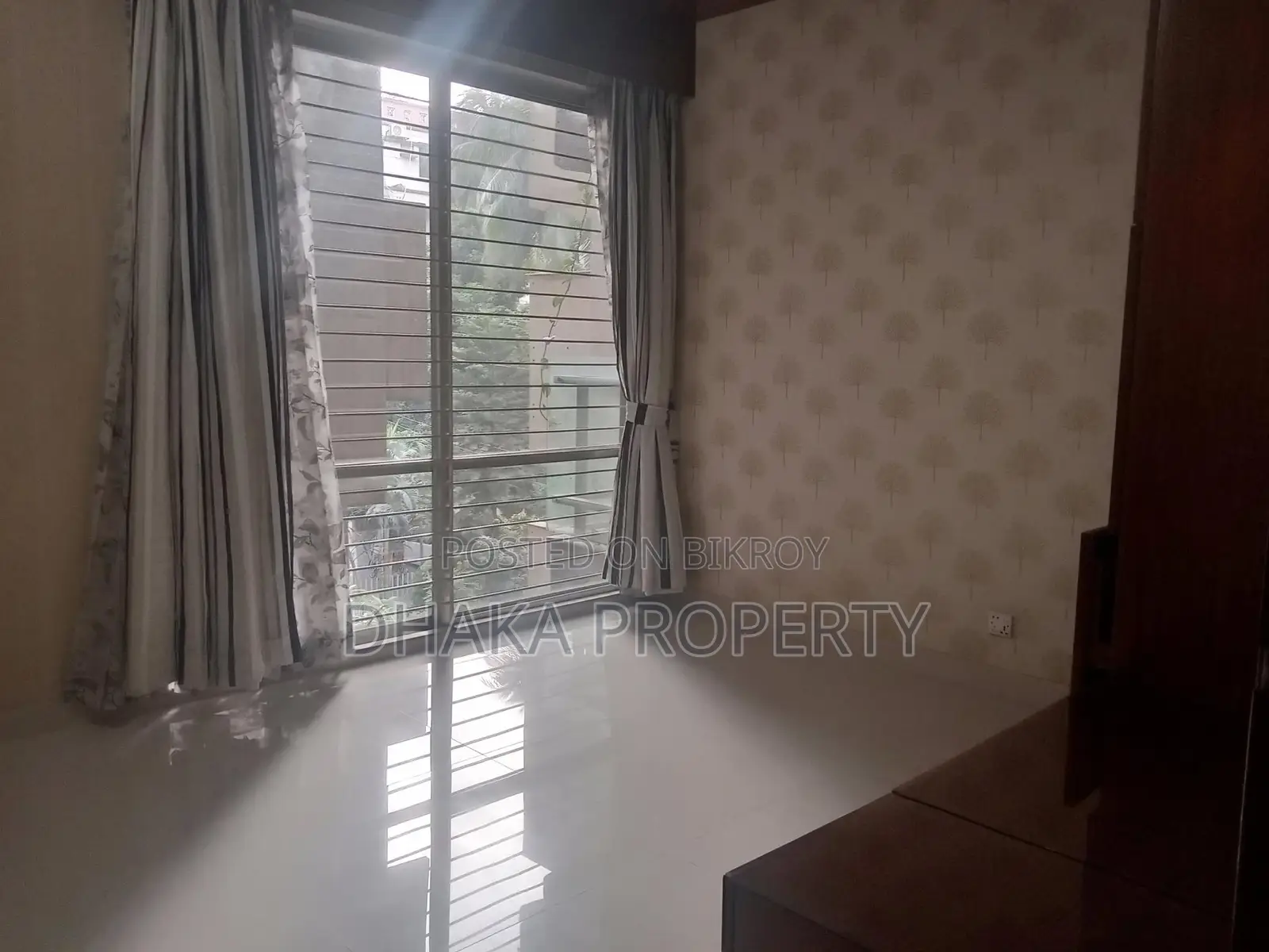 Semi Furnished 3-Bedrooms Nice Apartment Rent in Gulshan