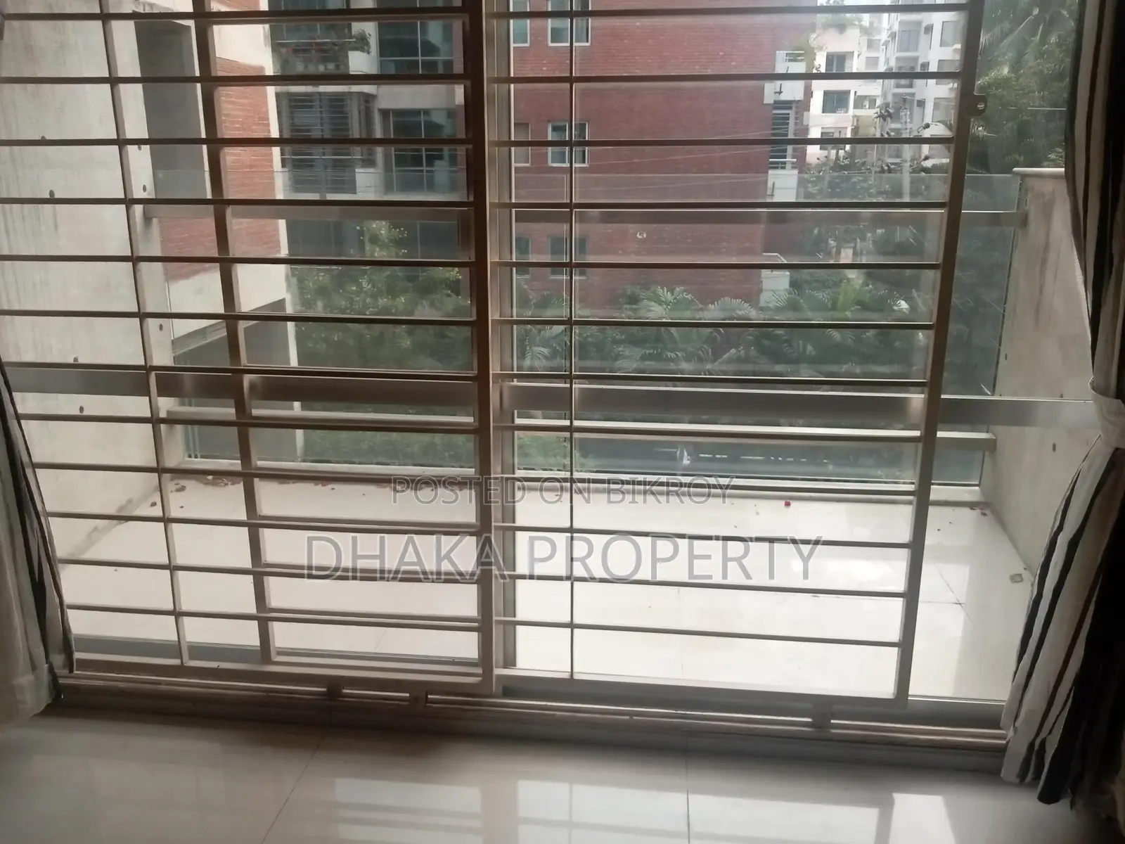 Semi Furnished 3-Bedrooms Nice Apartment Rent in Gulshan