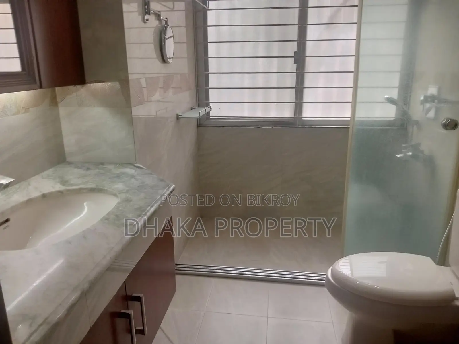 Semi Furnished 3-Bedrooms Nice Apartment Rent in Gulshan