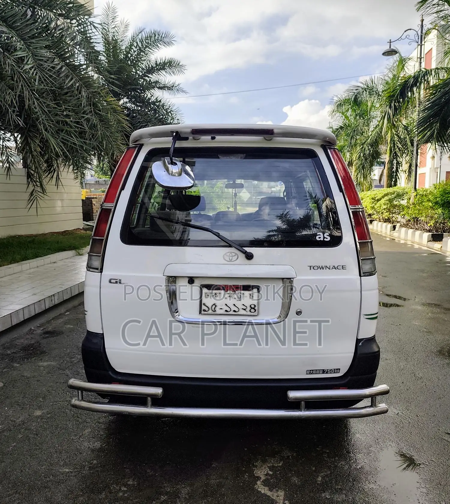 Toyota Noah GL-STANDARD ROOF 2006
