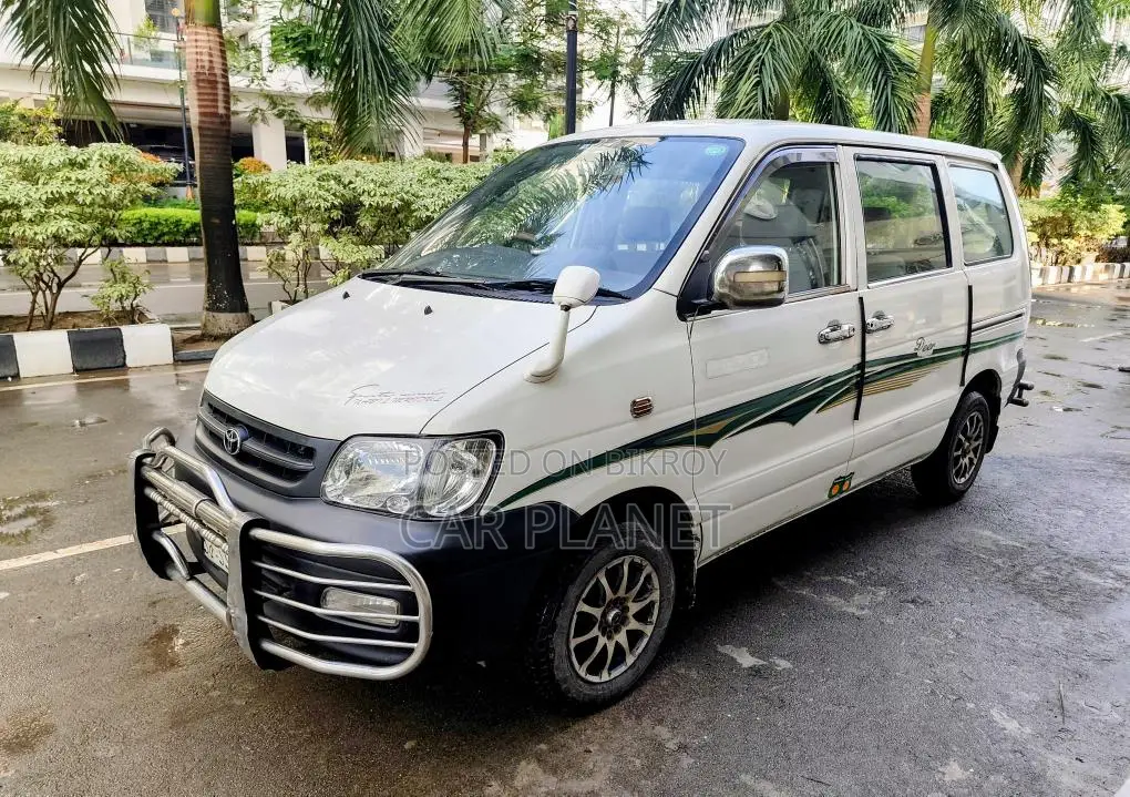 Toyota Noah GL-STANDARD ROOF 2006