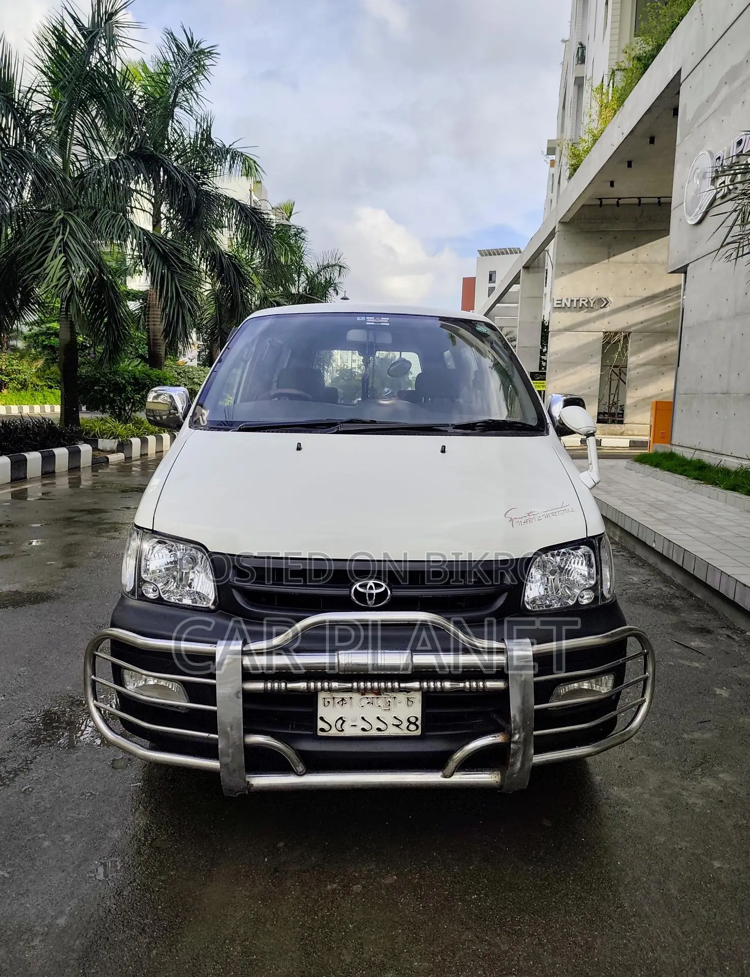 Toyota Noah GL-STANDARD ROOF 2006