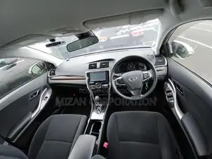 Toyota Premio FL 2020