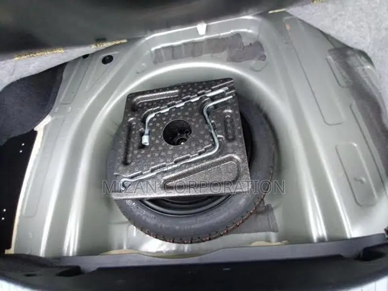 Toyota Premio FL 2020