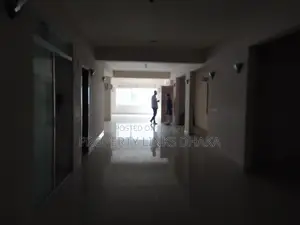 Unfurnished flat for Rent in office Gulshan