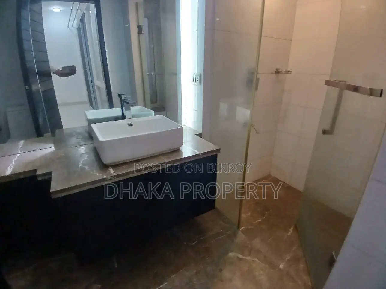 বারিধারা ডিপ্লোম্যাটিক জোনে ব্র্যান্ড নিউ ৩ বেডরুমের বিলাসবহুল অ্যাপার্টমেন্ট ভাড়া হবে