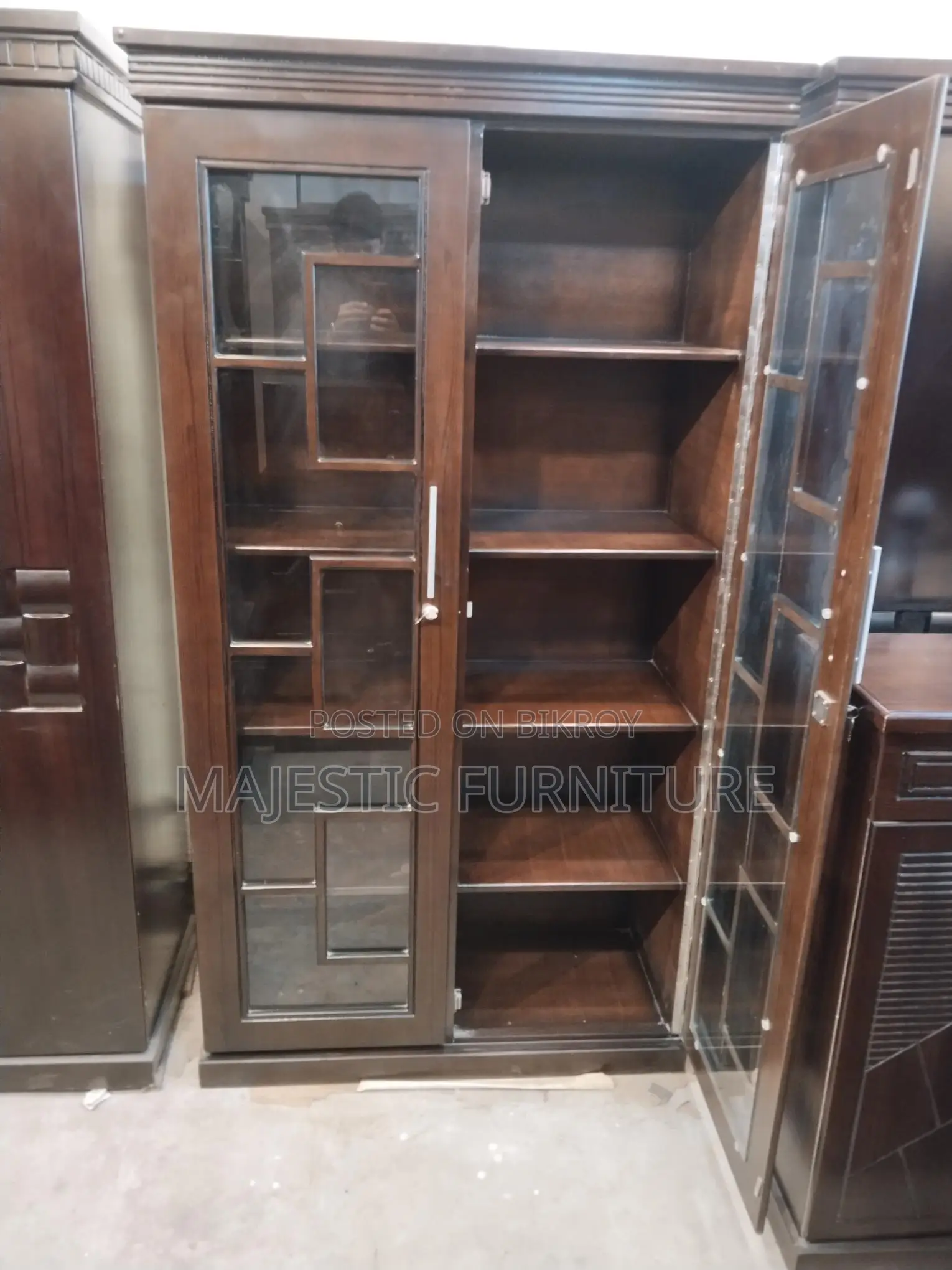 SHOWCASE 2 PALLA. M # 6319