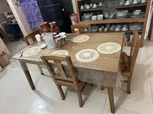 ১০০% চিটাগং সেগুন এর ডাইন টেবিল সাথে ৬ টি চেয়ার