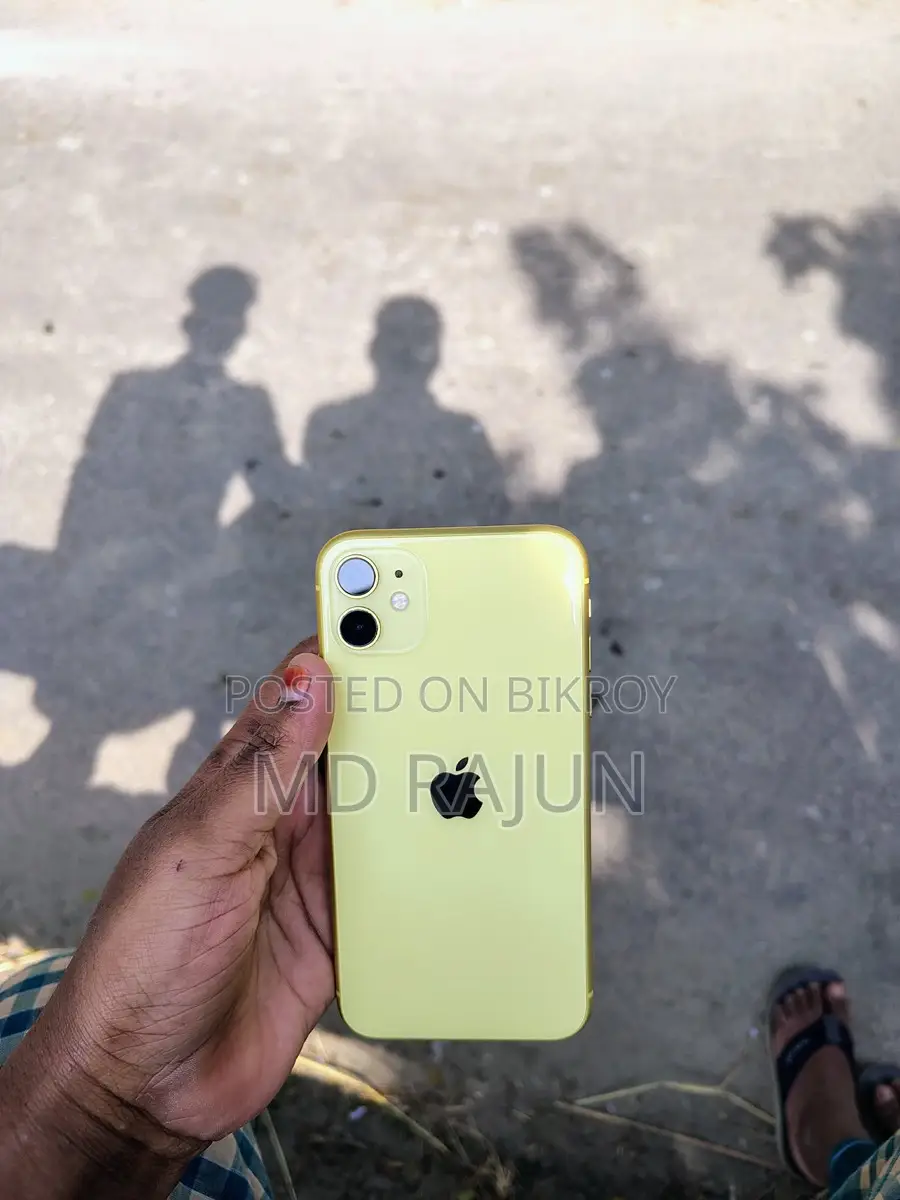 Apple iPhone 11 128GB (Used)