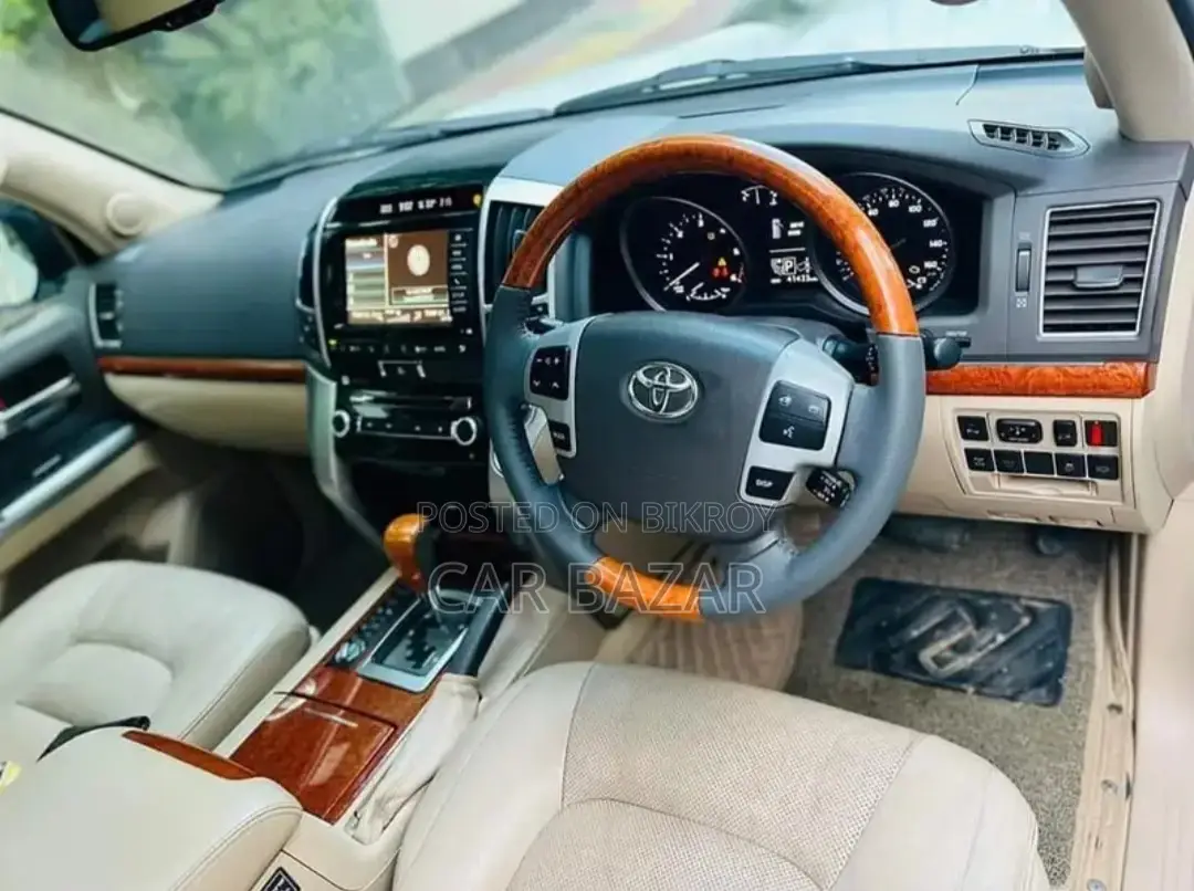 Toyota Land Cruiser V8.VX.LIMITED 2014