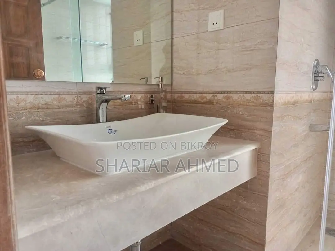 Brand New Unfinished 3200 SQFT Apartment Rent In GULSHAN