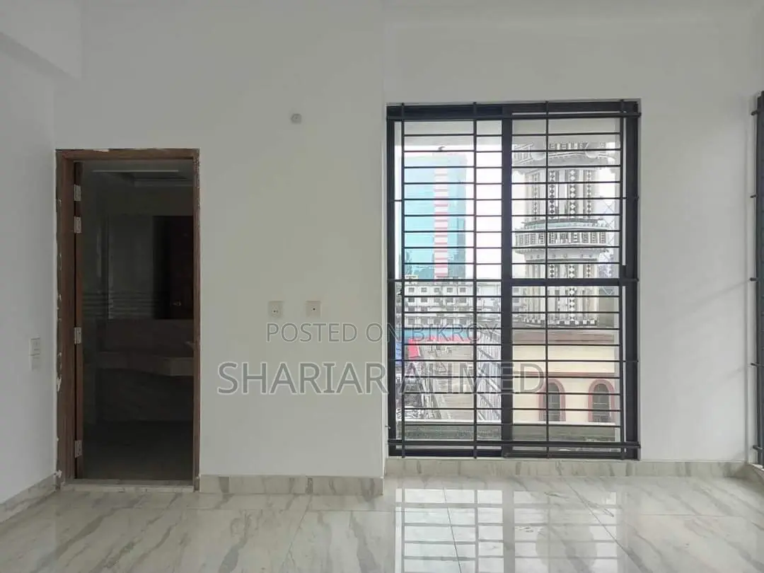 Brand New Unfinished 3200 SQFT Apartment Rent In GULSHAN