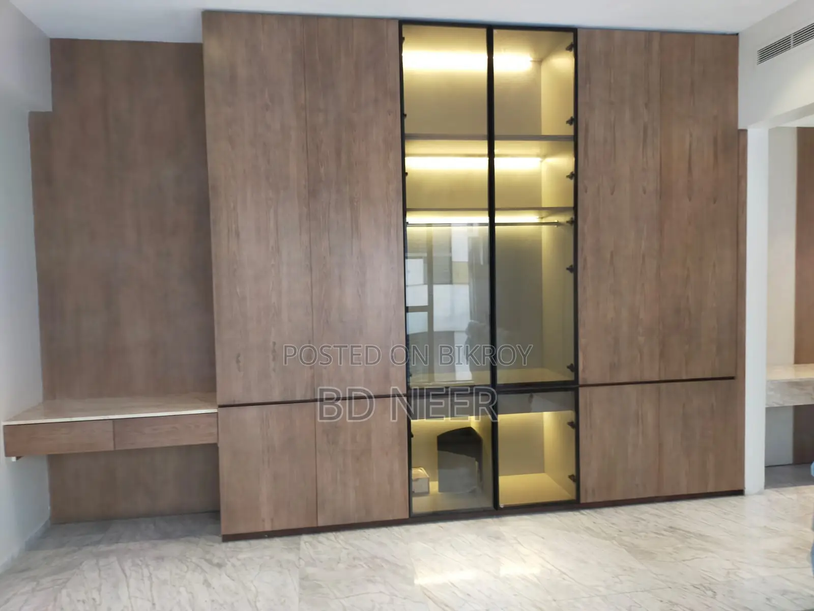 New Mordent Facilities 4 Bedroom Flat For Rent.