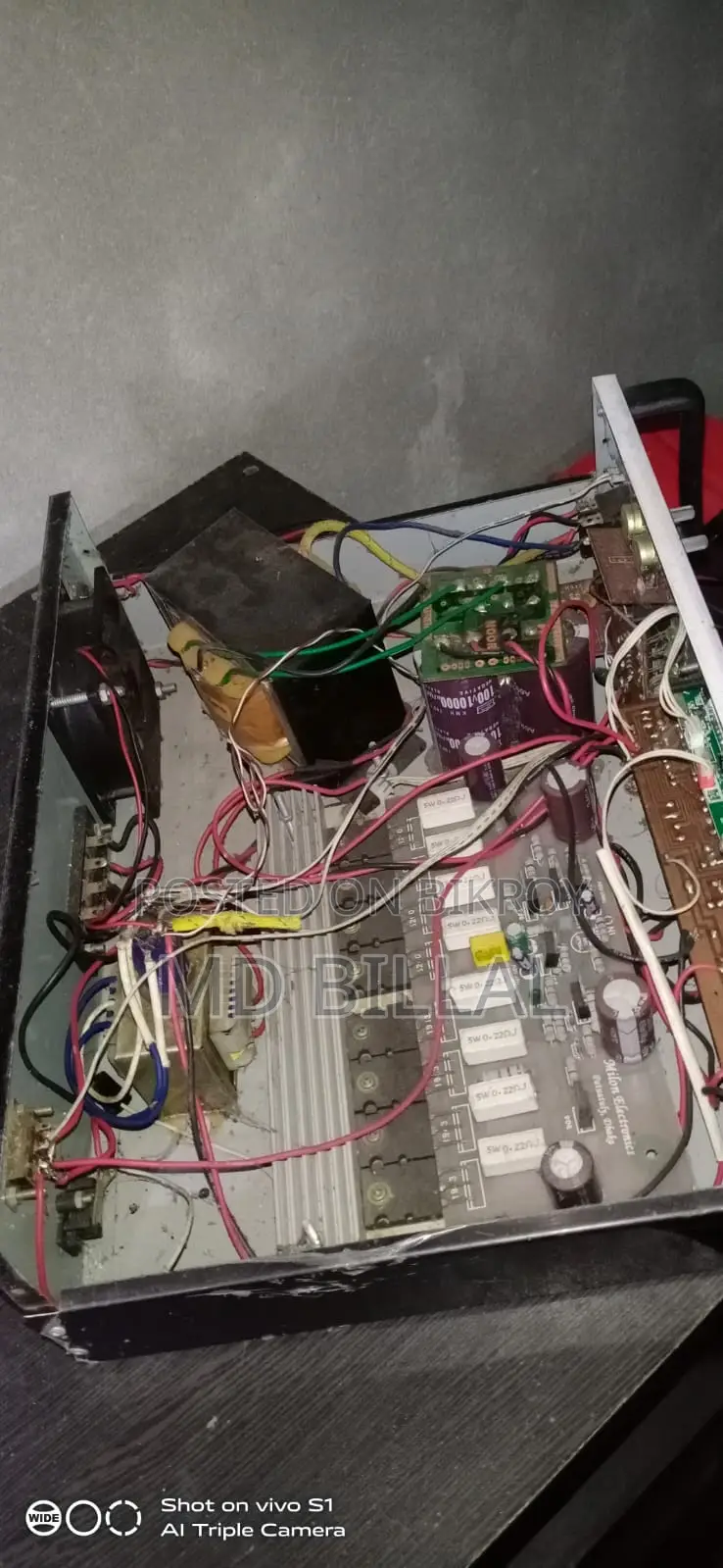 Amplifier and Speakers