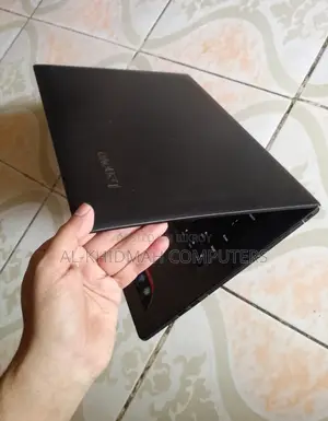 Lenovo Core i5 7th Gen Laptop, 8GB RAM, 500GB HDD, Courier delivery available.
