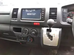 Toyota Hiace GL PACKAGE DUAL AC 2020