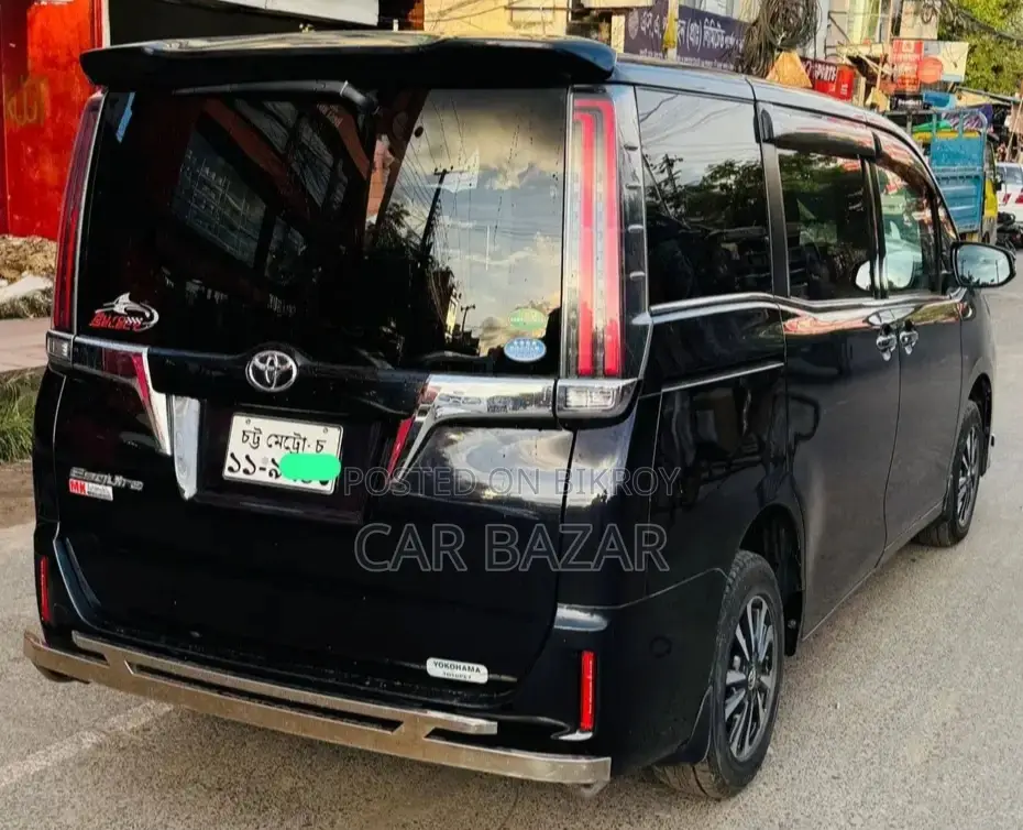 Toyota Noah Esquire Gi Octane 2019
